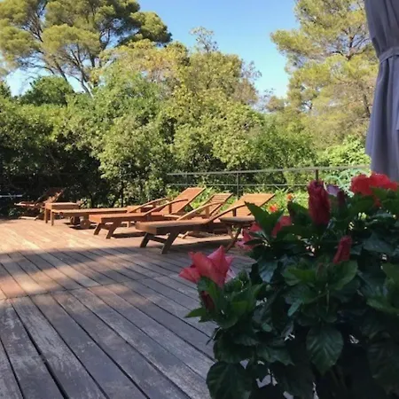 Maison Bormes-Les-Mimosas, 6 Pieces, 10 Personnes - Fr-1-308-65 Сasa de vacaciones
